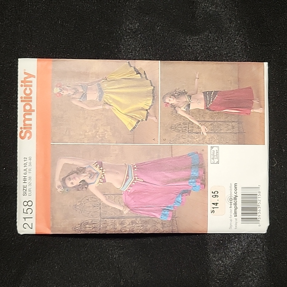 Simplicity: Sewing Pattern Uncut 2158